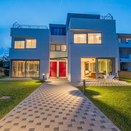 Caisa- Luxury Apartment 20 M From The Sea 자다르 외부 사진