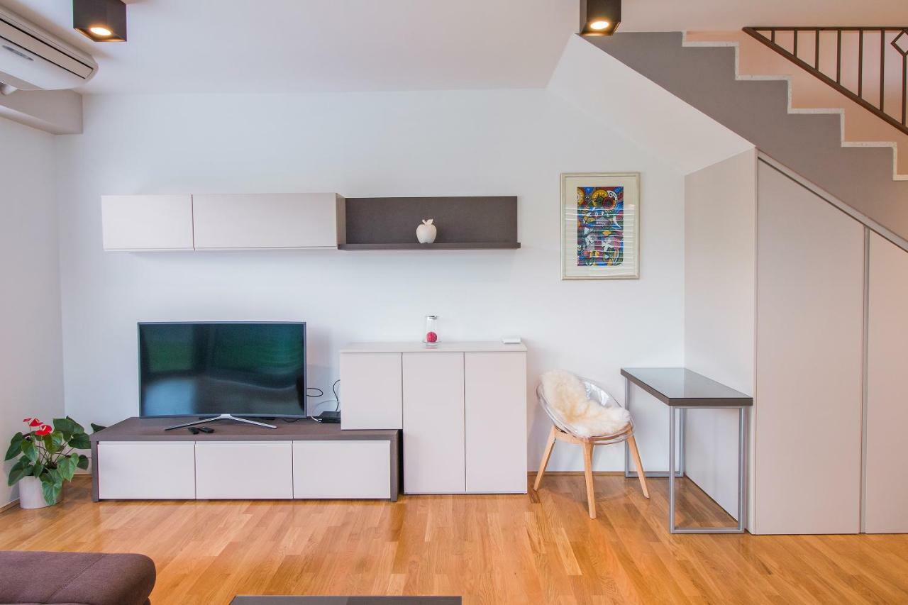 Caisa- Luxury Apartment 20 M From The Sea 자다르 외부 사진
