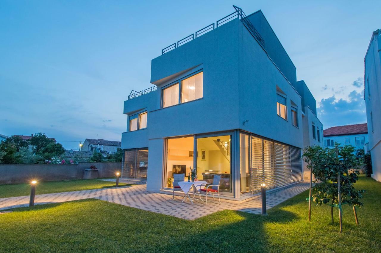 Caisa- Luxury Apartment 20 M From The Sea 자다르 외부 사진