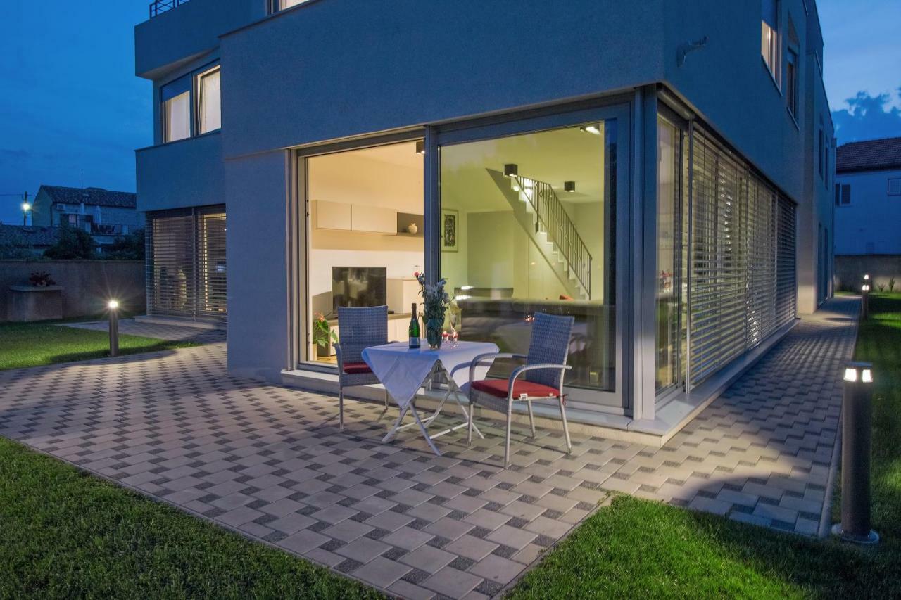 Caisa- Luxury Apartment 20 M From The Sea 자다르 외부 사진