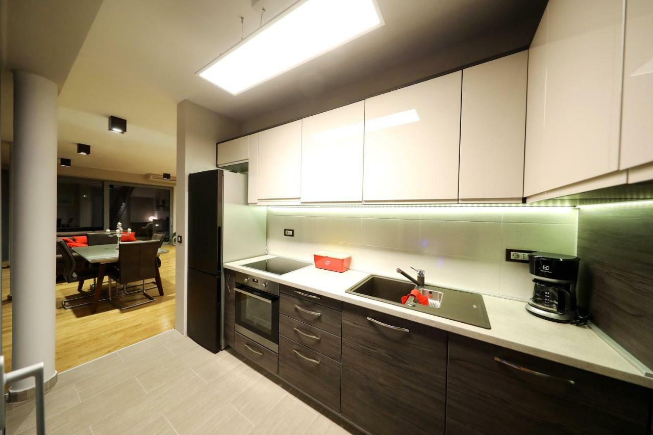 Caisa- Luxury Apartment 20 M From The Sea 자다르 외부 사진